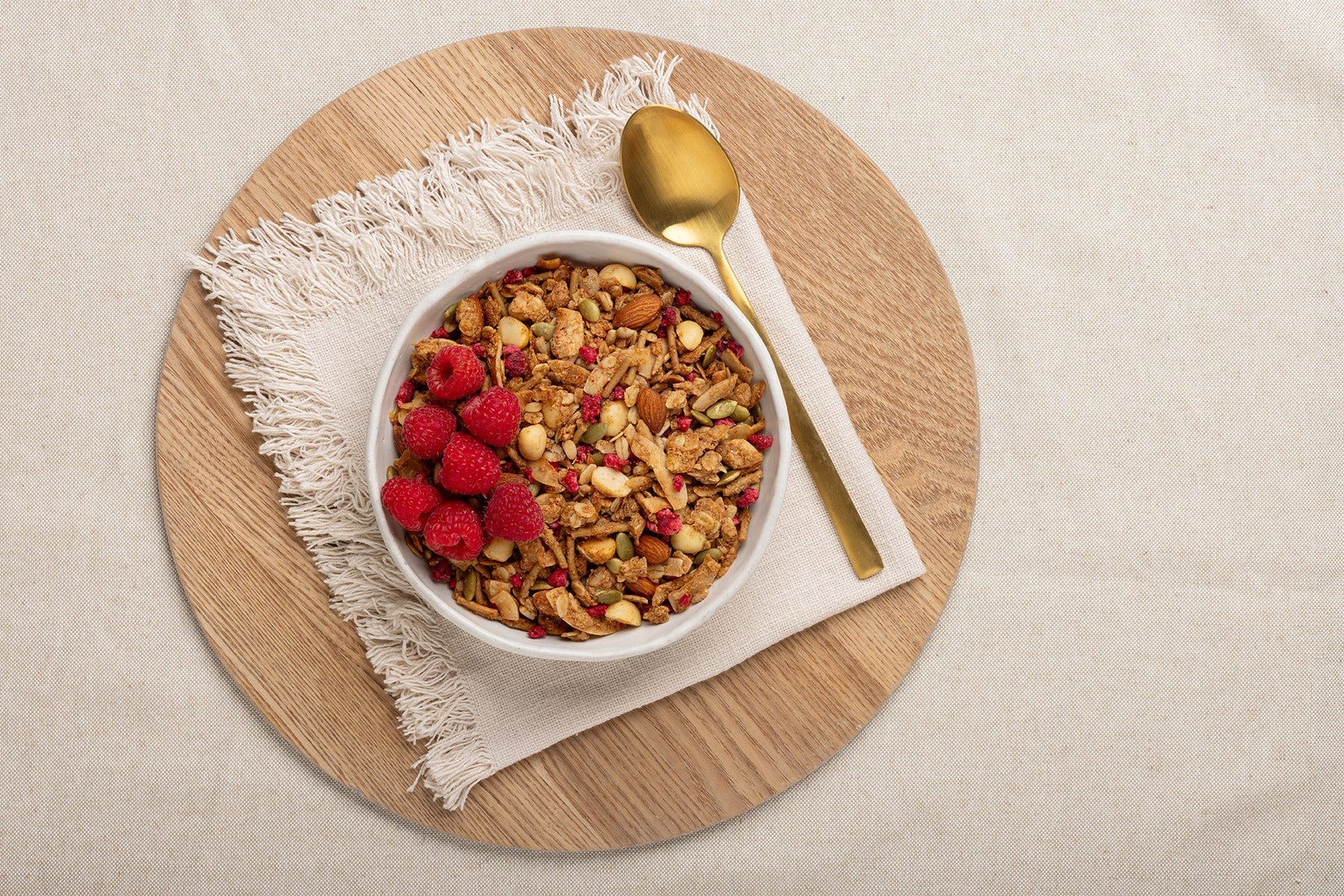 NEW! Low Sugar Granola Macadamia Raspberry: Naturally Low in Sugar, Indulgent in Taste