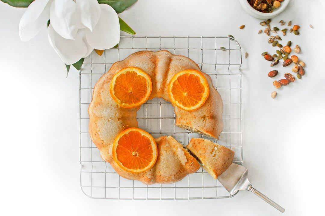 Brothers Blend Entertainer Orange Macadamia Cake - Brookfarm