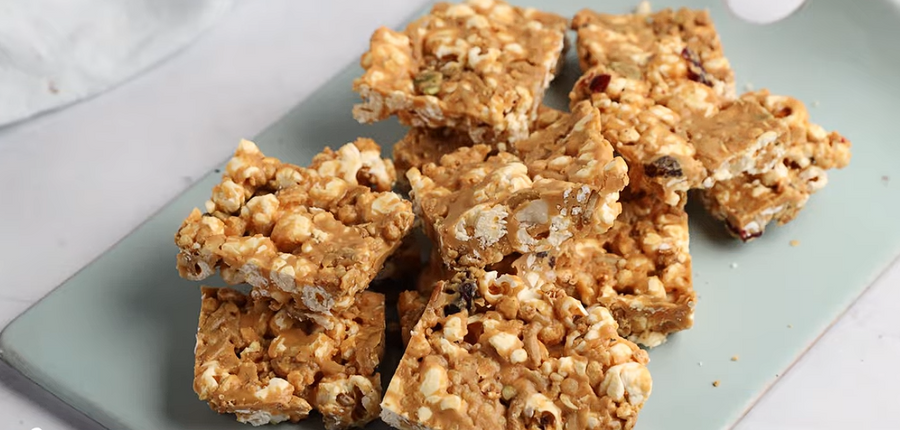Peanut Butter Muesli Snack Bites