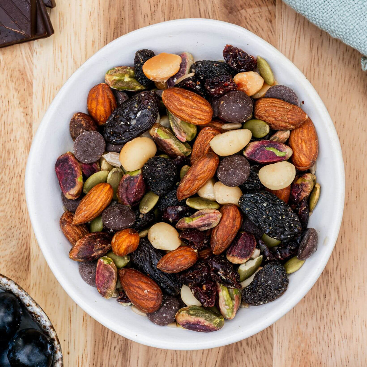 Nut & Fruit Mix Dark Chocolate – Brookfarm